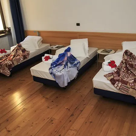 Stendhal Hotel Bard